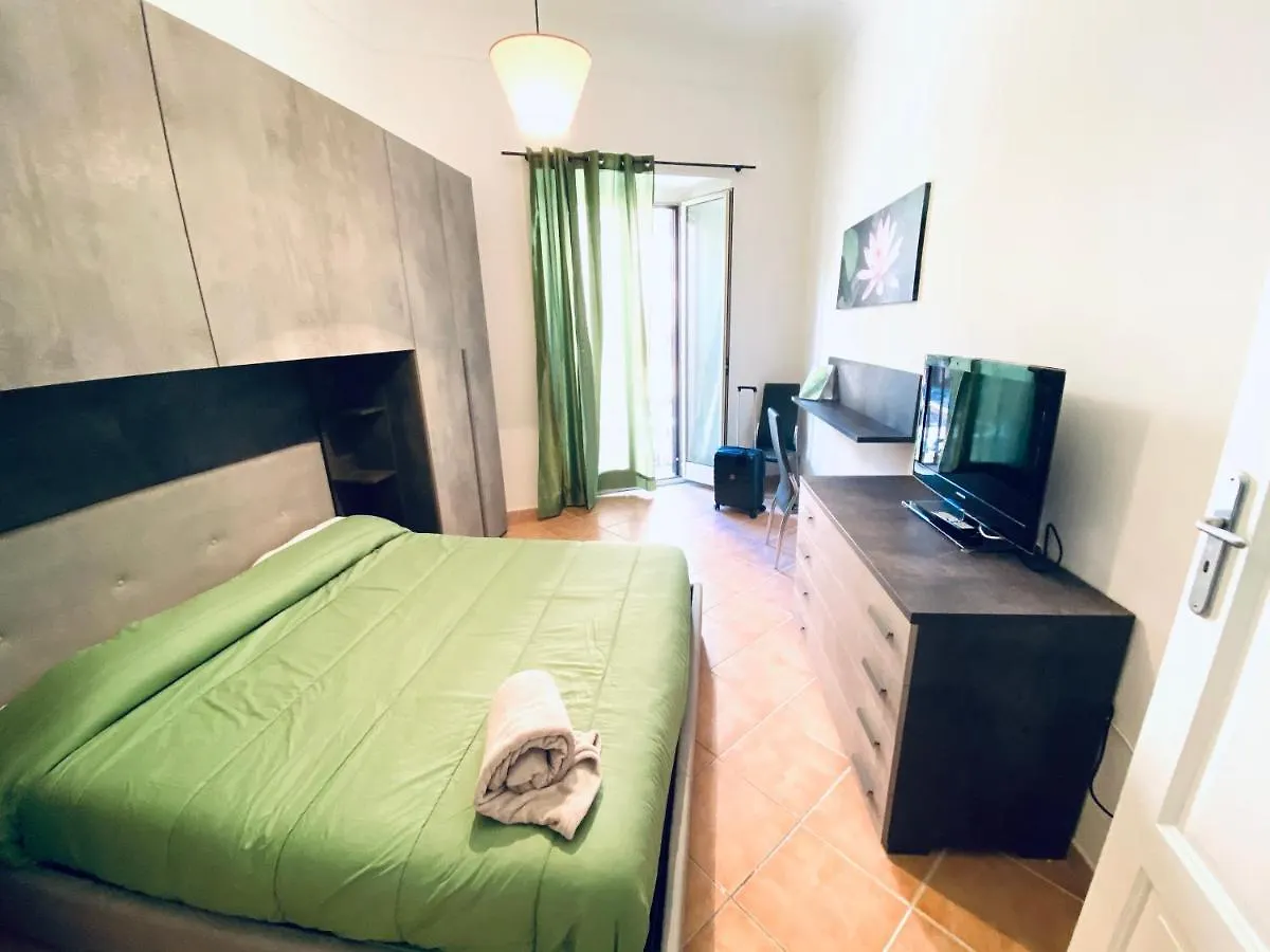 Skip Intro Apartment Taormina