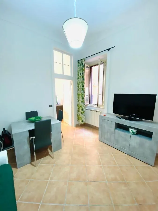 Skip Intro Apartment Taormina